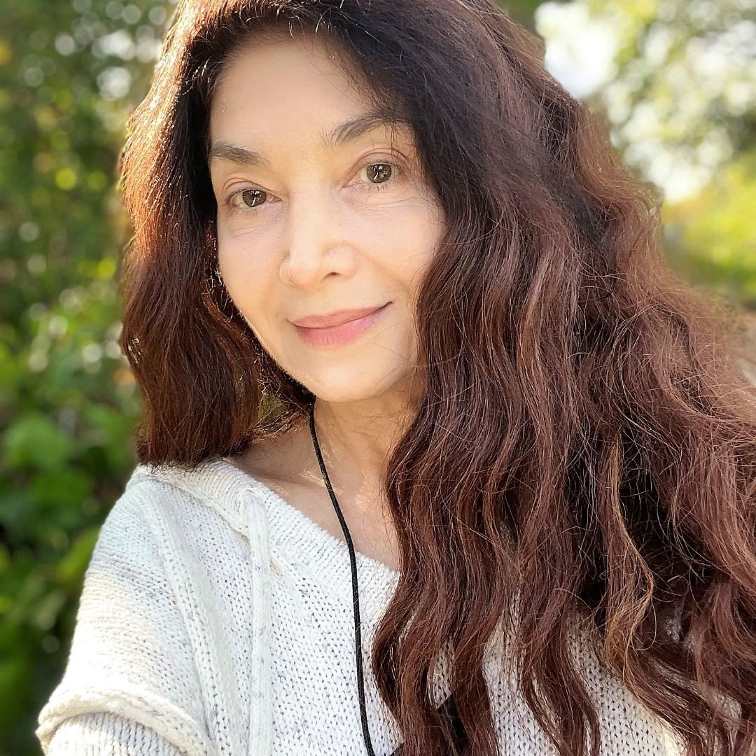 Güzelliğinden hiçbir şey kaybetmemiş... Tokatçı filminin Emine'si Nazan Saatçi'nin yıllar sonraki hali ortaya çıktı 23