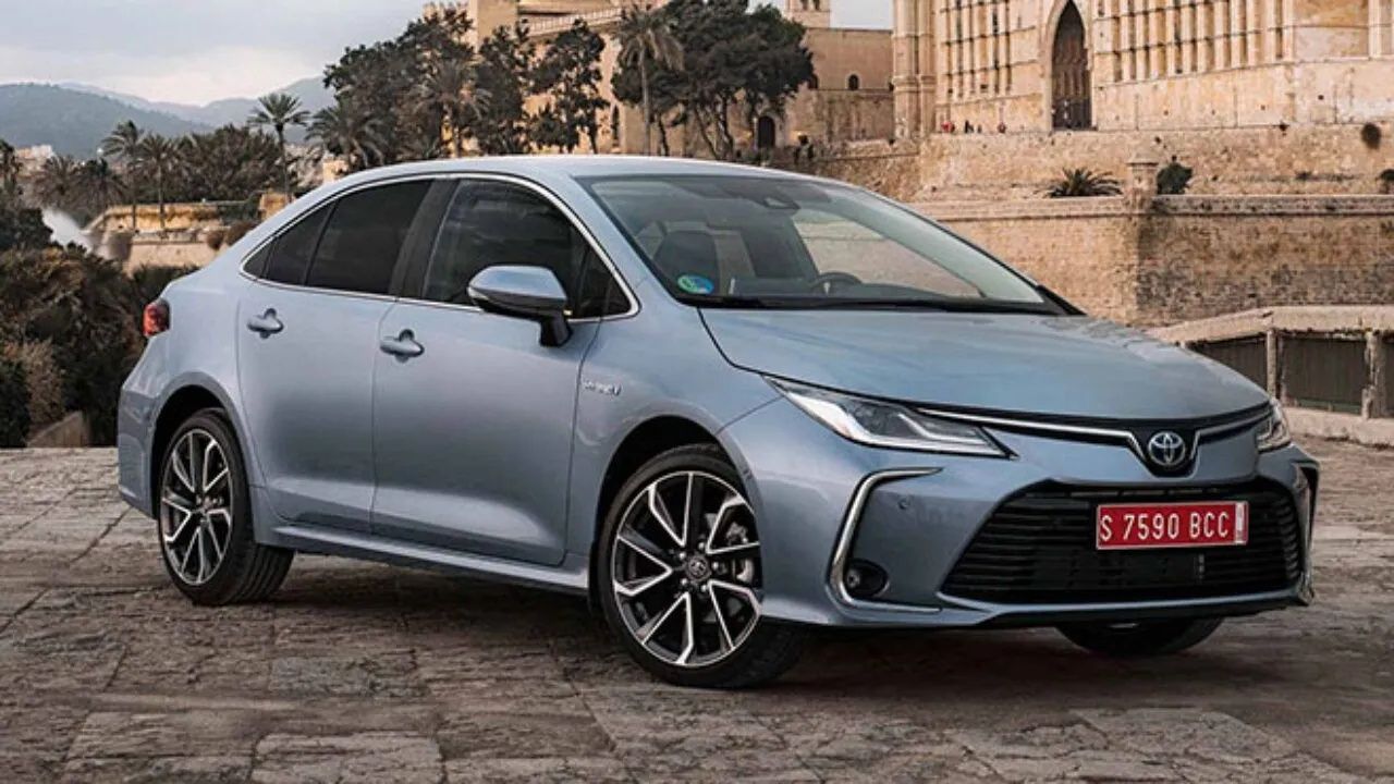 Toyota fiyat listesi 2022'de çıldırdı! Toyota Corolla Sedan'da böyle fiyat Bulunmaz 4