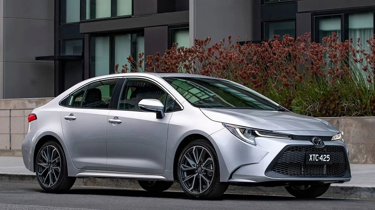 Toyota fiyat listesi 2022'de çıldırdı! Toyota Corolla Sedan'da böyle fiyat Bulunmaz 15