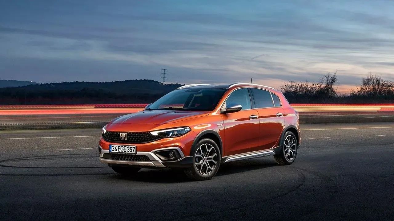 SUV Denilince Akla Fiat Egea Cross Gelir! 2022 Fiat Egea Cross Fiyat Listesiyle şaşırtıyor 8