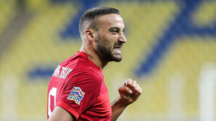 Everton ile yollarını ayıran milli forvet Cenk Tosun'un Beşiktaş'tan alacağı ücret ortaya çıktı 1