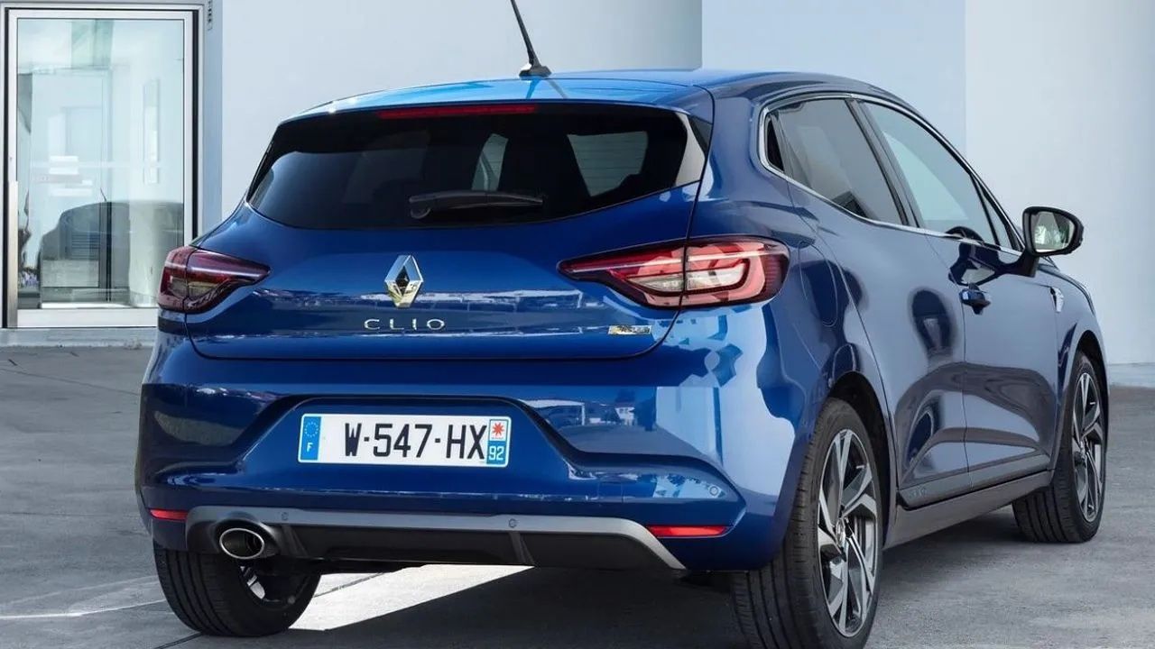 Renault Clio İçin Haziran İndirimi Duyuruldu! Clio Fiyat Listesi Alıcılarını Heyecanlandırdı 11