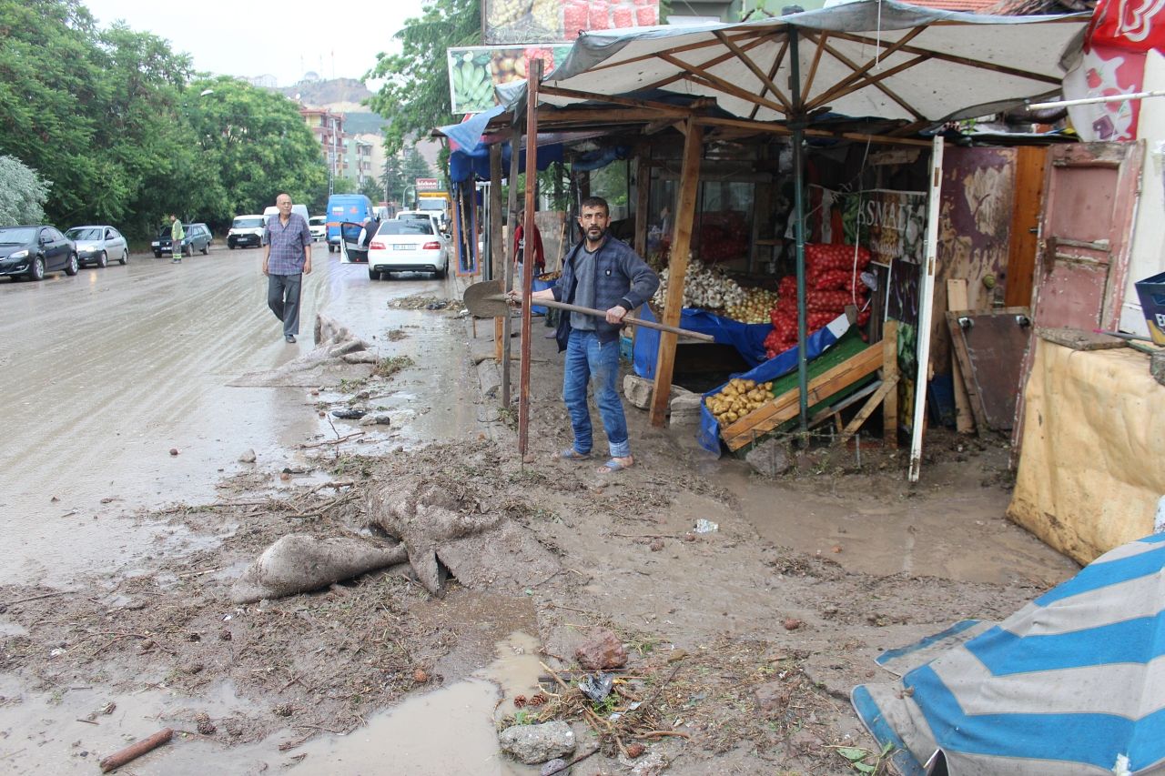İstanbul, Ankara ve çok sayıda il için alarm: Sağanak 10 gün boyunca sürecek! 10