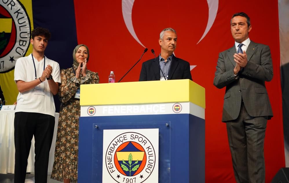 Fenerbahçe Başkanı Ali Koç'tan İsmail Kartal'a sürpriz teklif geldiği ortaya çıktı 6