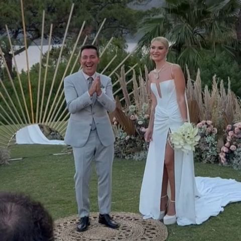 İtalya'da evlenen Mustafa Sandal ile Melis Sütşurup, Marmaris'te düğün yaptı 7