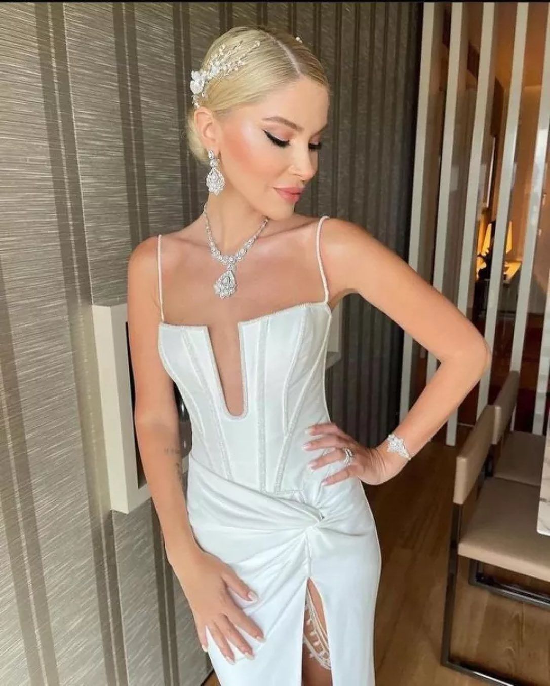 İtalya'da evlenen Mustafa Sandal ile Melis Sütşurup, Marmaris'te düğün yaptı 24