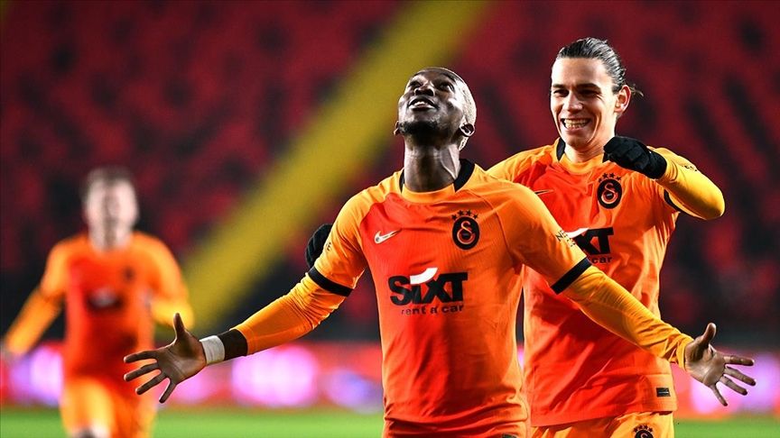 Beşiktaş, Galatasaray'ın eski yıldızı Henry Onyekuru'yu transfer etmek için görüşmelere başladı iddiası 3