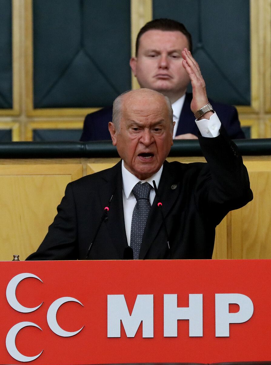 Devlet Bahçeli'nin hedef aldığı Cem Yılmaz'a ünlü isimlerden destek 12