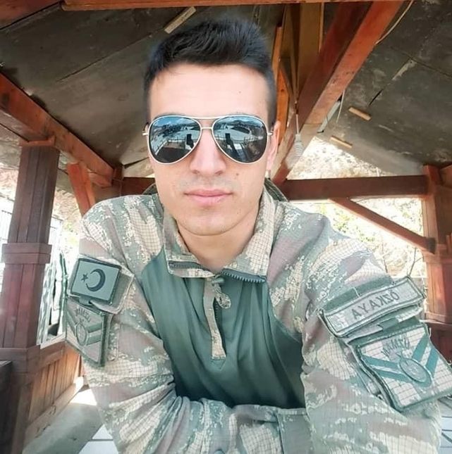 Bartın'a şehit ateşi düştü: Acı haberi alan baba kalp krizi geçirdi, babaanne vefat etti! 8