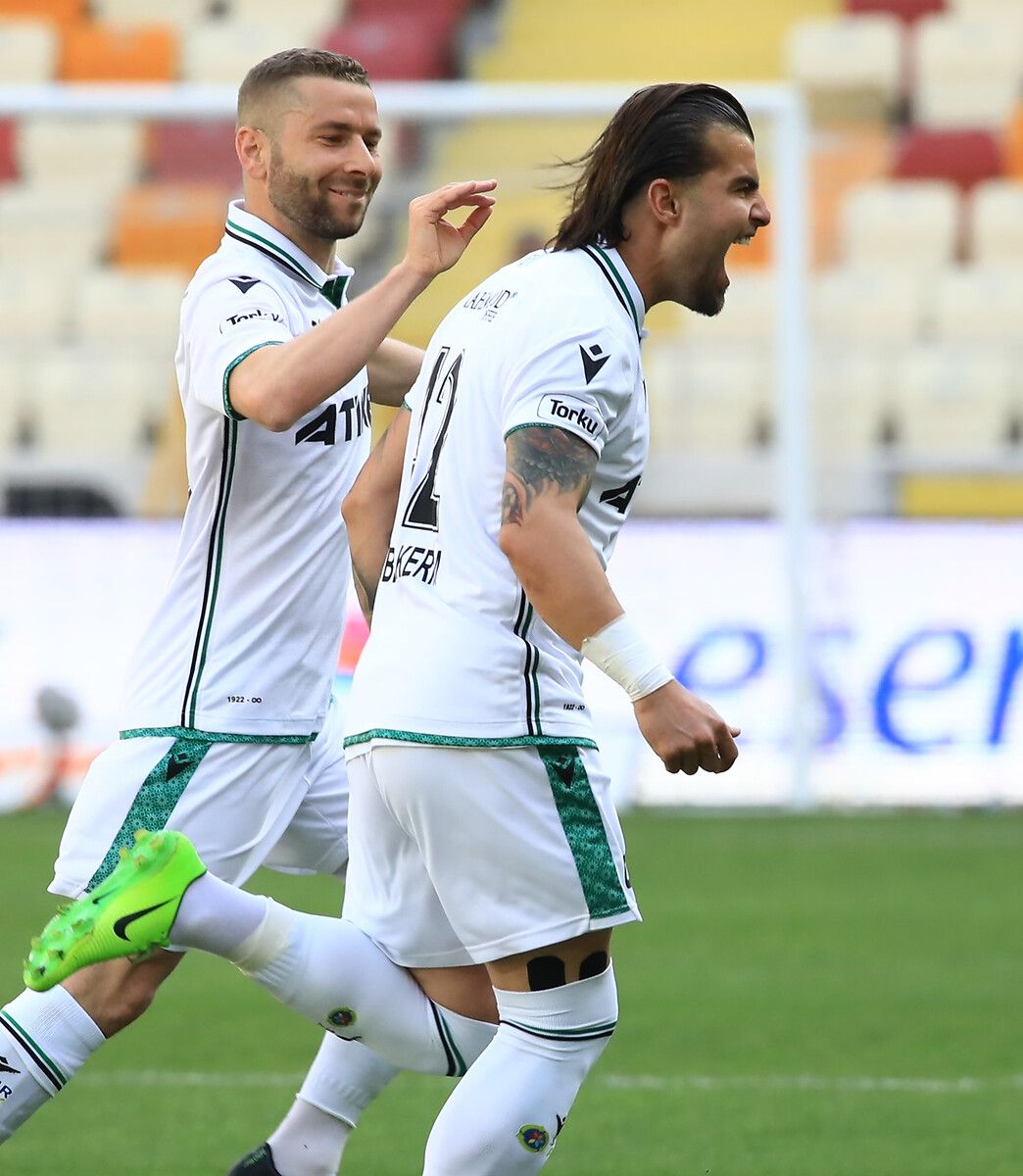 Fenerbahçe, Abdülkerim Bardakçı'yı transfer etti iddiası! Transferdeki flaş İsmail Kartal gerçeği 8