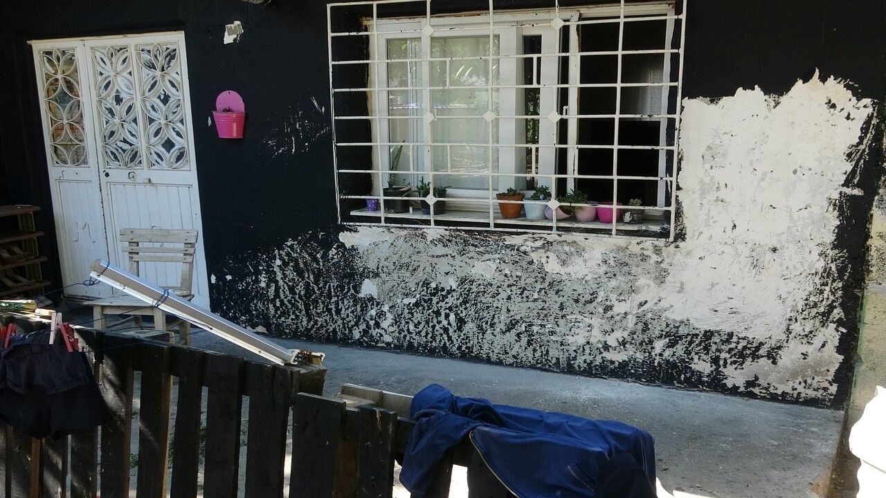 Tek kurşunla öldürdü! Kan izlerini gizlemek için duvarı boyadı! İşte yan komşu cinayeti! 7