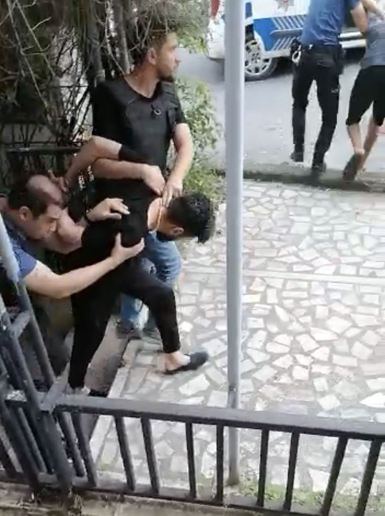 Şişli'de rehin alınan genç kız, servis elemanının ihbarıyla kurtarıldı 5
