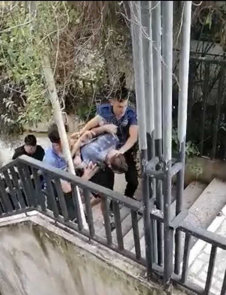 Şişli'de rehin alınan genç kız, servis elemanının ihbarıyla kurtarıldı 7
