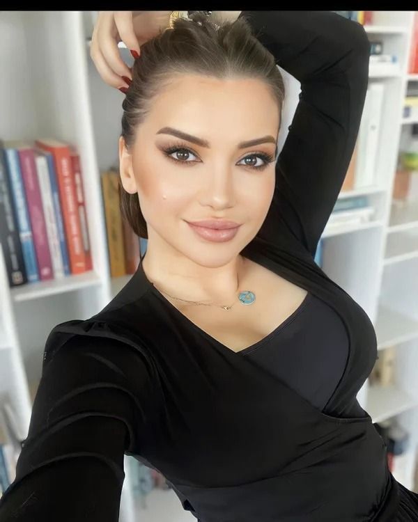 Takipçisinden gelen şişme kadın itirafını paylaşan Esra Ezmeci'nin paylaşımı olay oldu! 2