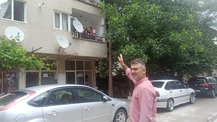 Küçük kız balkondan Ruhi Aşçı'nın üstüne düştü: 'Orada olmam bir mucizeydi' 9