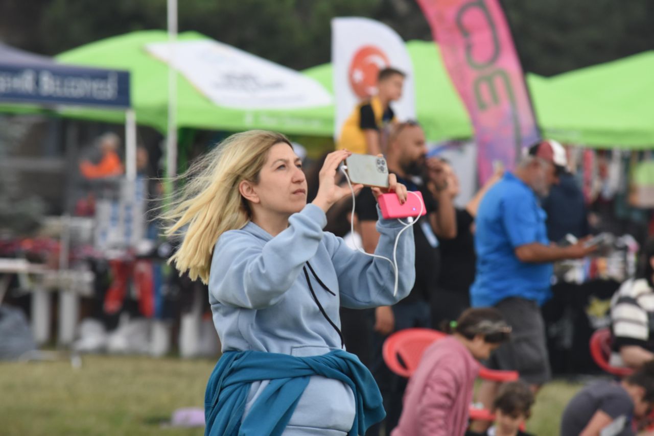 Hava Gösterileri Festivali'nde Hürkuş'un nefes kesen performansı izleyenleri büyüledi! 2