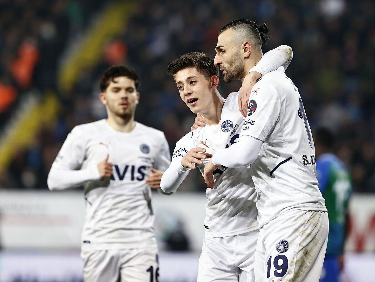 Dünya sıralamasında ilk 4'te! Fenerbahçe'nin genç yıldızı Arda Güler'in piyasa değeri uçuşa geçti 7