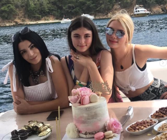 Aleyna Tilki'nin annesi Havva Öztel 'in cesur paylaşımı hayranlarını büyüledi 8