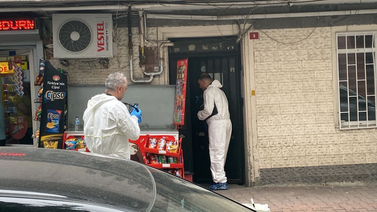 Çifte ölüm! 2 erkek çırılçıplak ve birbirlerine sarılmış halde ölü bulundu 9