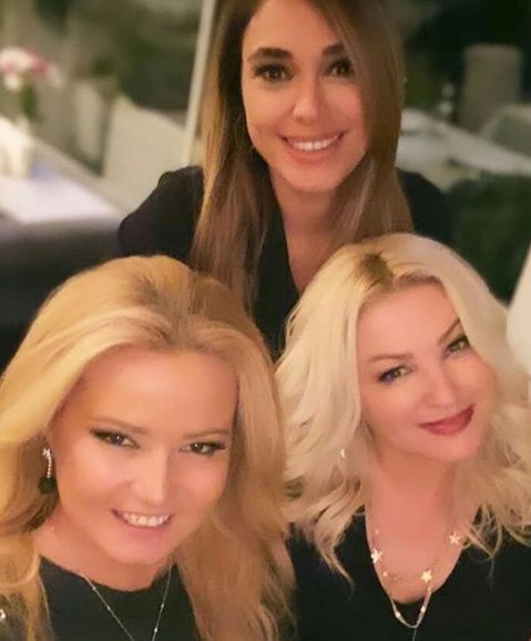 Müge Anlı'nın Kına gecesi videosunda duygusal anlar! Zahide Yetiş ve Zuhal Topal da var 9