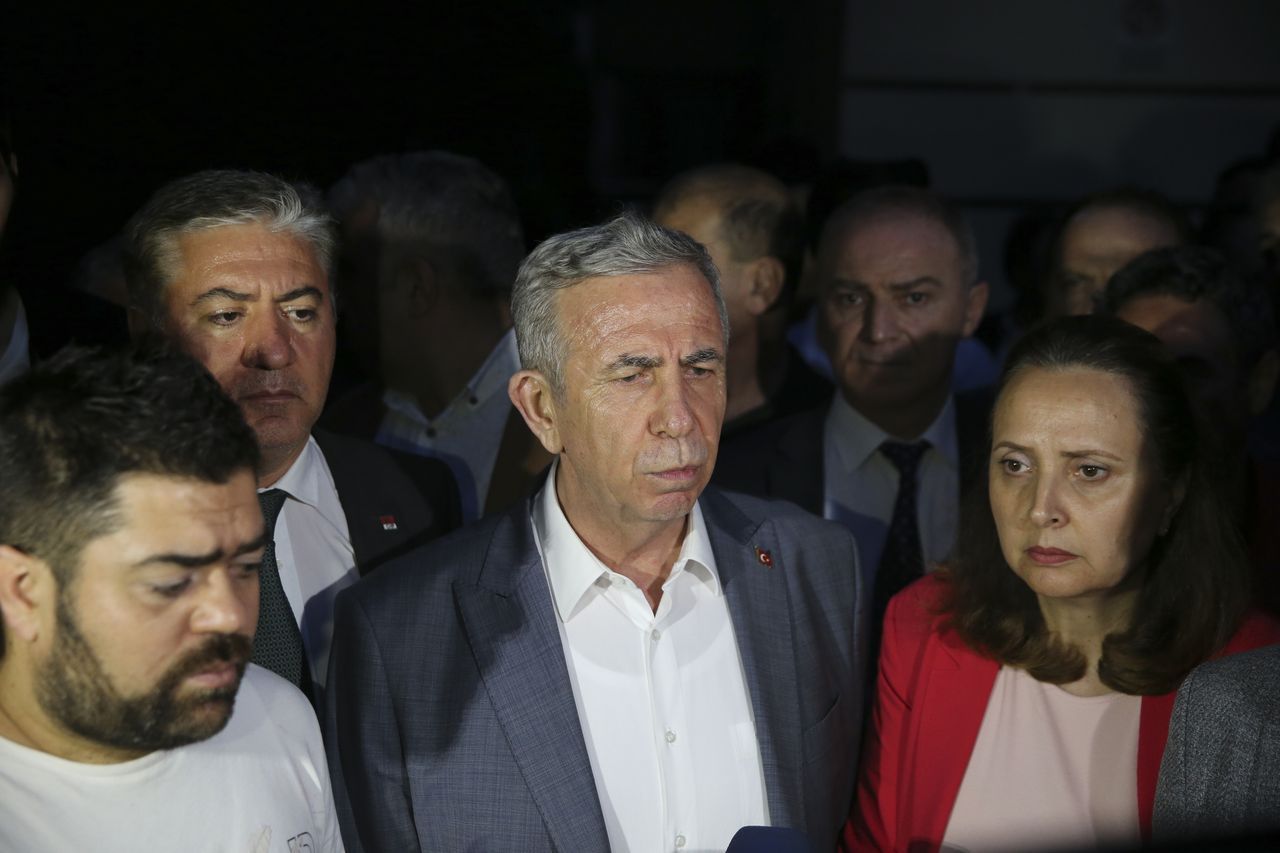 Kahreden tesadüf! Ankara'daki selde evinde boğulan Busenur, akrabasıyla aynı kaderi paylaştı 8