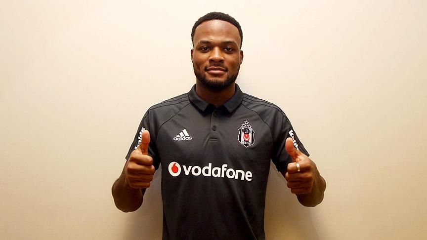 Beşiktaş'tan ayrılan Kanadalı futbolcu Cyle Larin'in Nottingham Forest ile anlaştığı iddia edildi 4