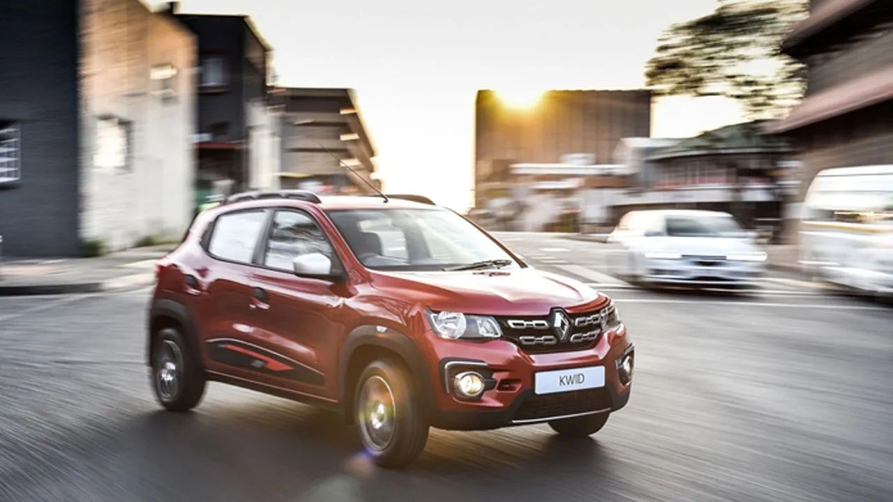 Renault en ucuz modelini Türkiye’ye getirdi; Bu fiyat ortalığı karıştıracak 5