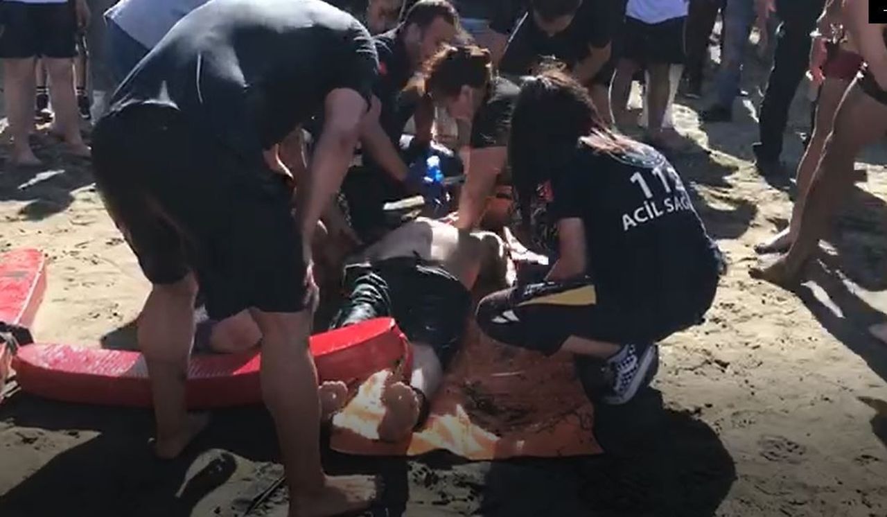 Samsun'da kızını kurtarmak isteyen baba boğuldu 1
