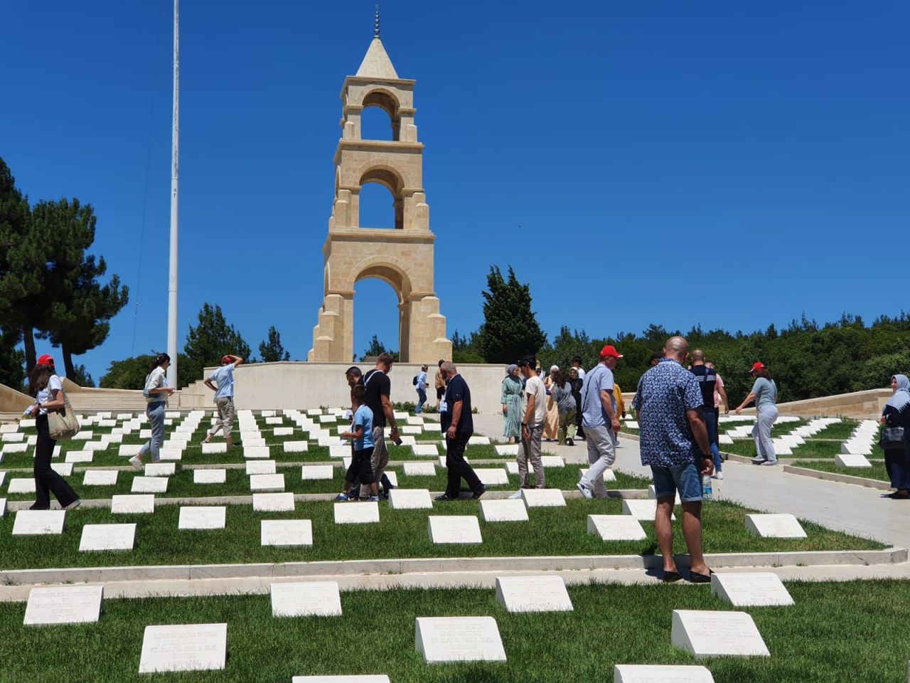 Çanakkale Savaşı'nda şehit olan Balkan kahramanlarının torunları Türkiye'ye geldi 1