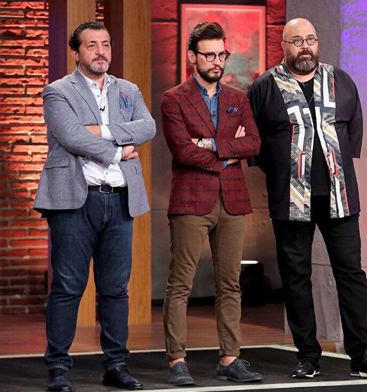MasterChef'te Şefler Birbirine Girdi! Mehmet Şef'ten Danilo'ya Olay Gönderme! 6