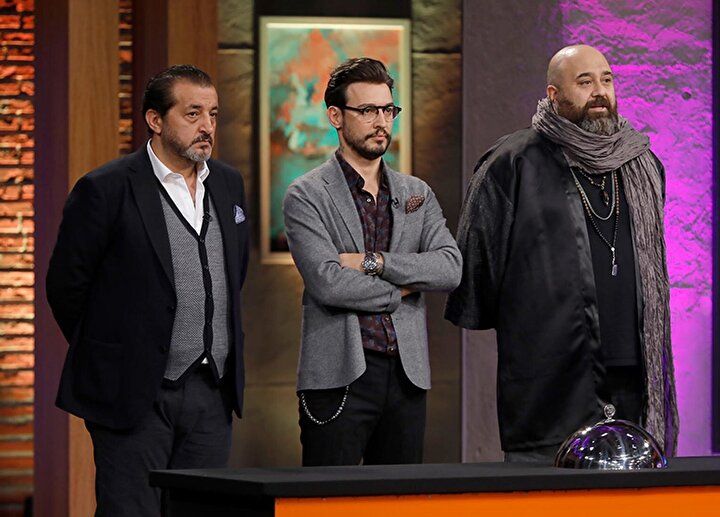 MasterChef'te Şefler Birbirine Girdi! Mehmet Şef'ten Danilo'ya Olay Gönderme! 7