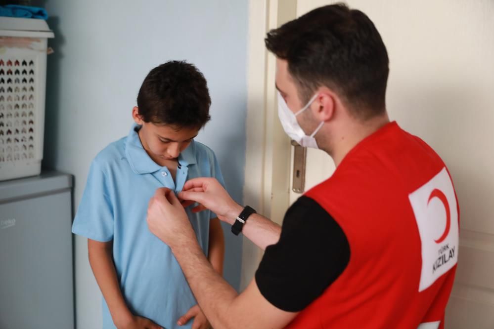 Kızılay, bu bayram ihtiyaç sahiplerini sevindirdi 3