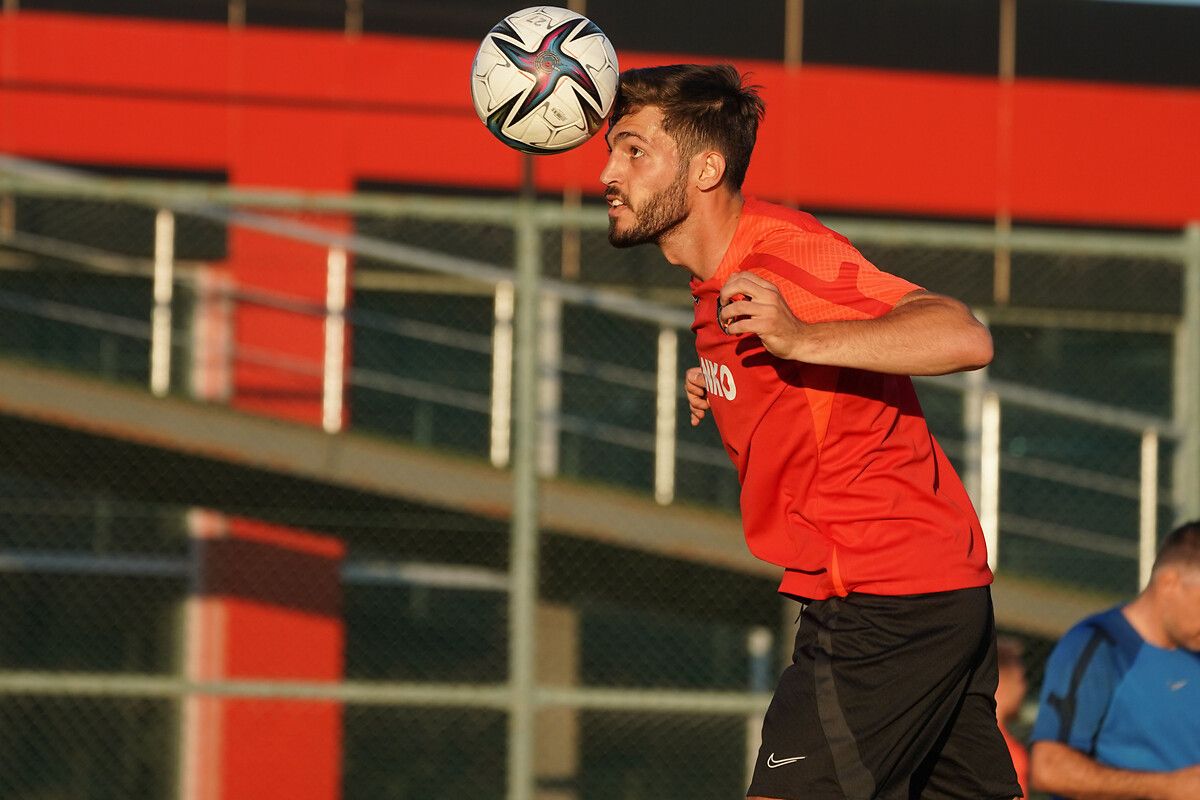 Süper Lig 2022-2023 sezonu ekiplerinden transfer haberleri art arda geliyor 44