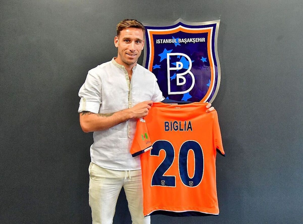 Süper Lig 2022-2023 sezonu ekiplerinden transfer haberleri art arda geliyor 25