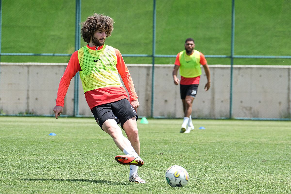 Süper Lig 2022-2023 sezonu ekiplerinden transfer haberleri art arda geliyor 43