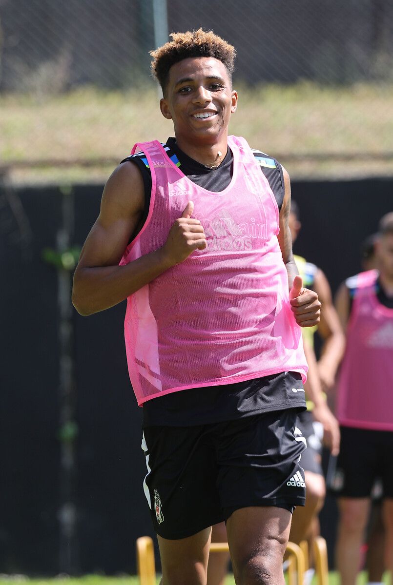 Beşiktaş'ın Benfica'dan transfer ettiği Gedson Fernandes'ten Galatasaray sorusuna yanıt 7