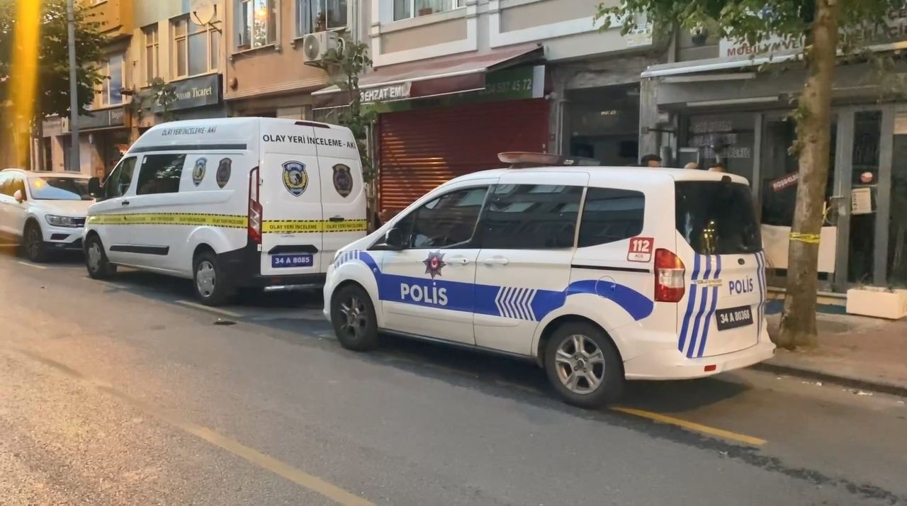 Fatih’te dehşet! 81 yaşındaki annesinin boğazını bıçakla kesti 5