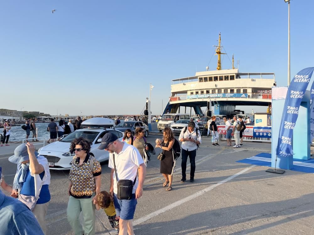 Tatil cenneti Bozcaada'da bayram tatili yoğunluğu yaşandı 9