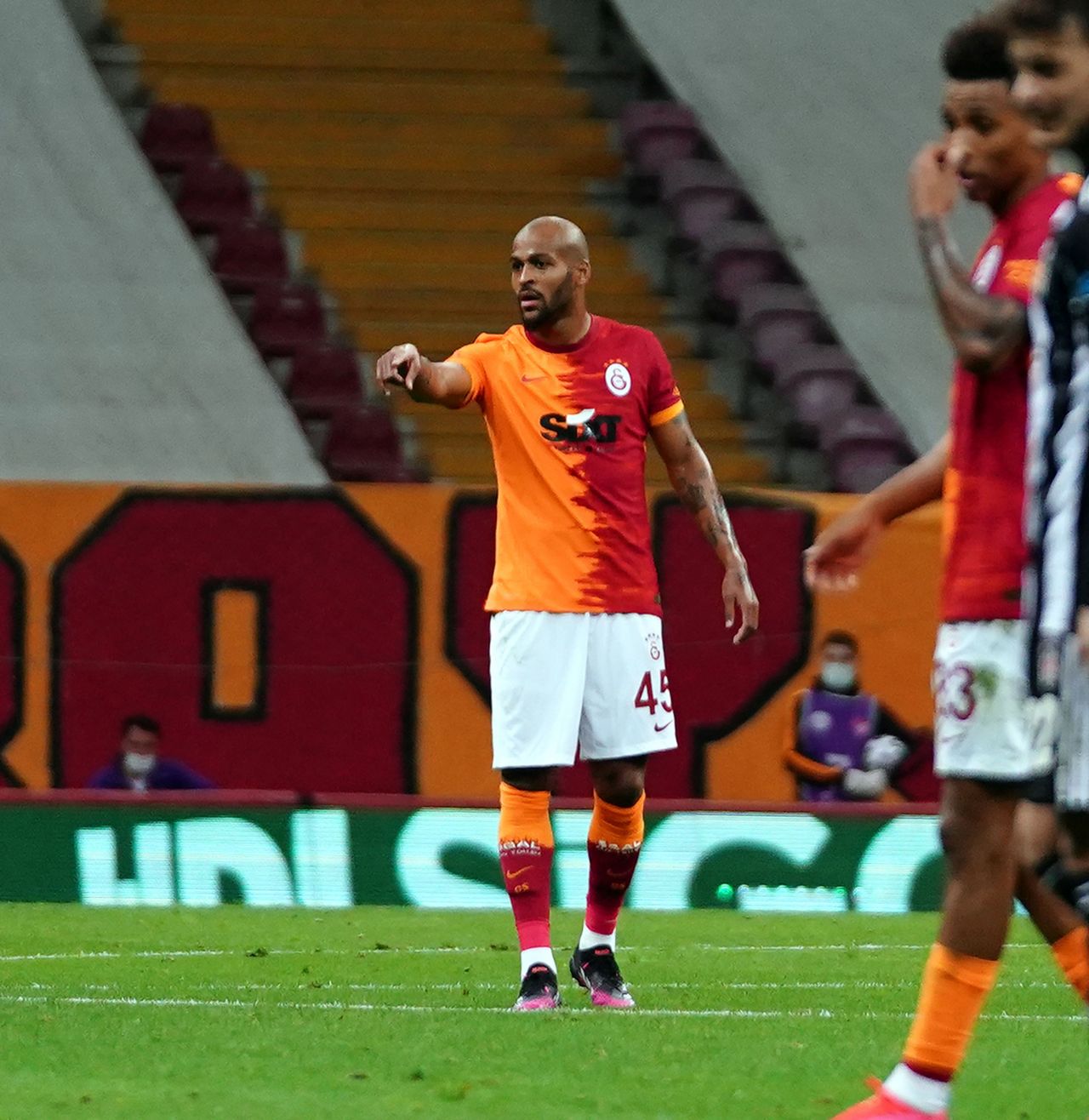 Galatasaray'da Brezilyalı stoper Marcao'nun durumu belirsiz! Kamp kadrosuna alınmadı 4