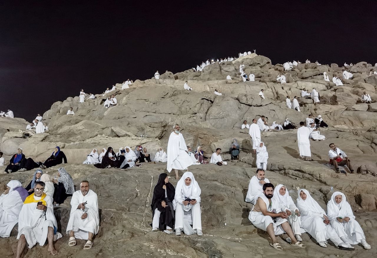 Salgın sonrası bir ilk: 1 milyon hacı adayı Arafat'a çıktı! 14