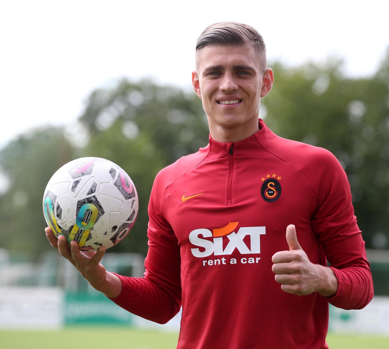 Yeni transfer Kazımcan Karataş, Galatasaray'da sırtında taşıyacağı forma numarasını açıkladı 4