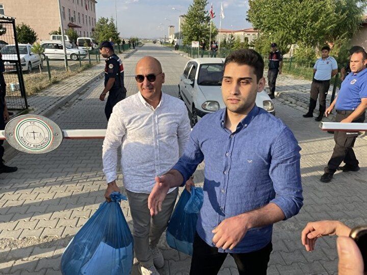 Ailesine kavuşan Kadir Şeker'den ilk sözler: Yurtdışına gitmeyeceğim, ülkemin doktoru olacağım! 8