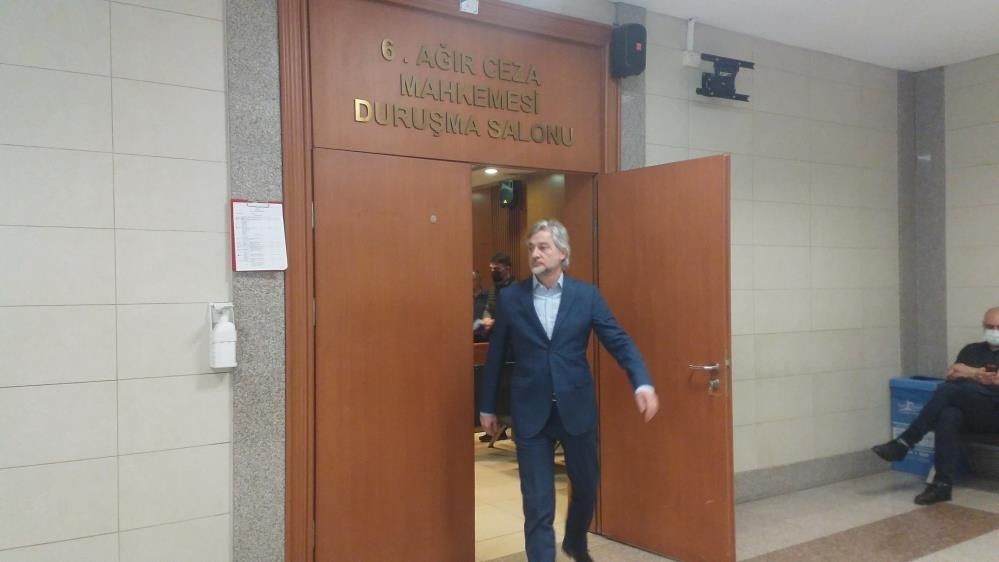Ünlü şarkıcı Songül Karlı ve eski eşi Metin Yüncü canlı yayında birbirlerine hakaret etti 6