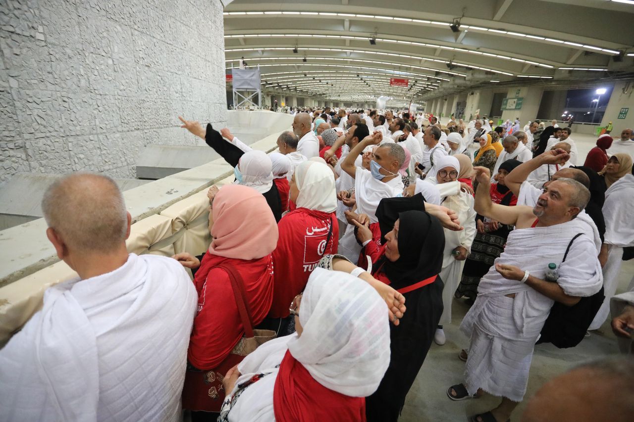 Kutsal topraklarda hac sevinci! Yaklaşık bir milyon Müslüman hacı oldu 6