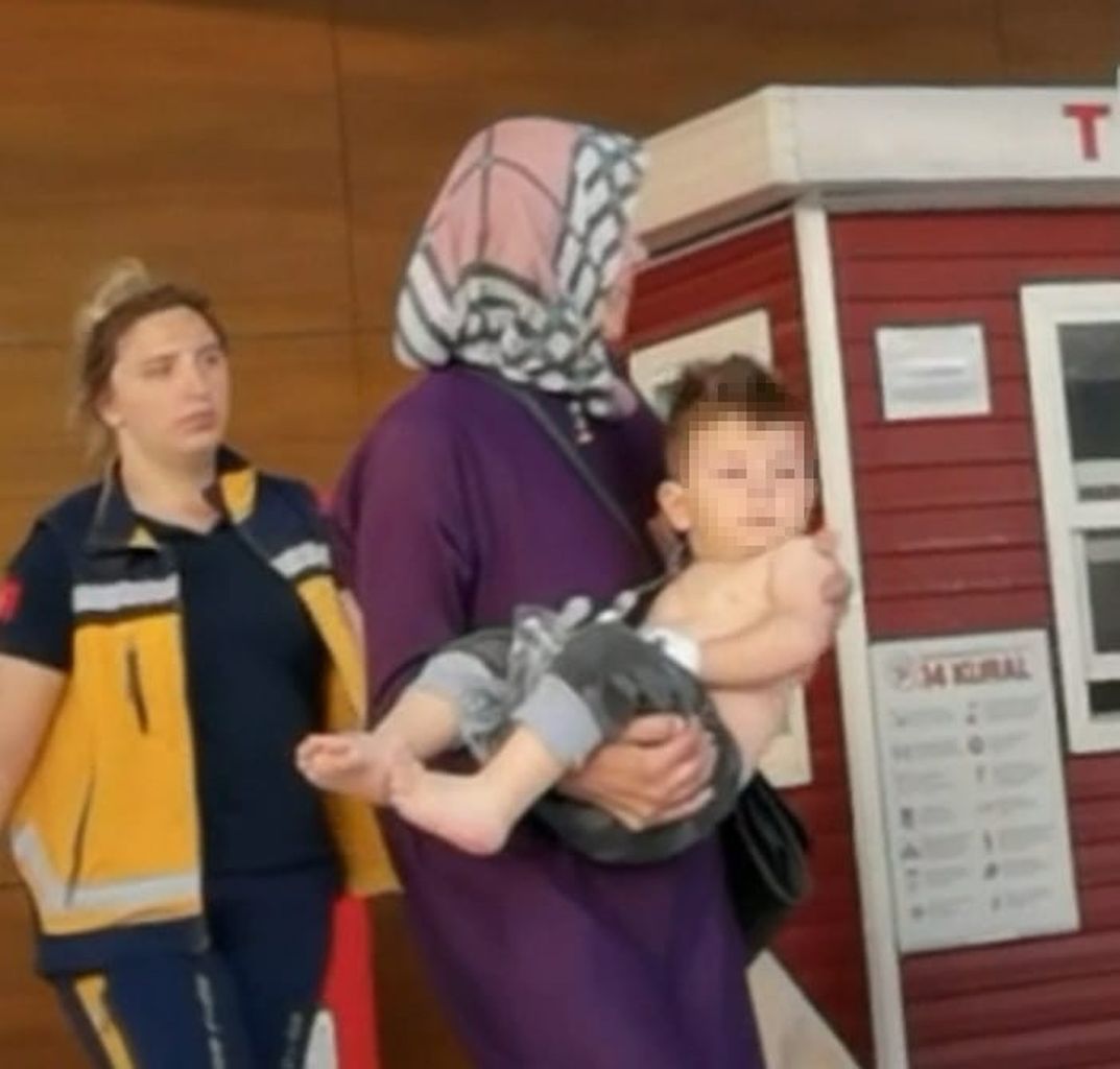 1 yaşındaki Yiğithan bebek çamaşır suyu içti 2