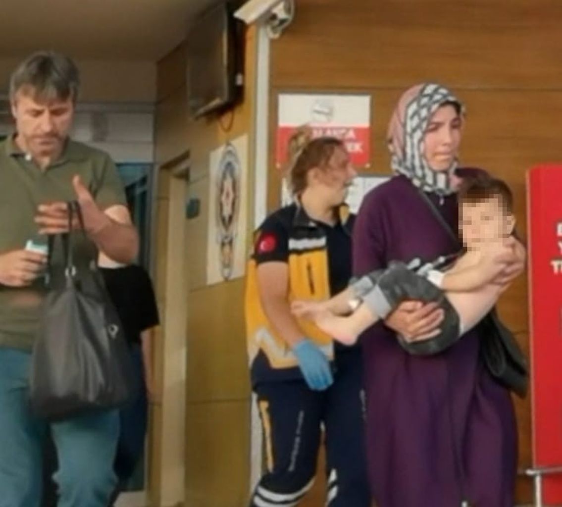 1 yaşındaki Yiğithan bebek çamaşır suyu içti 3