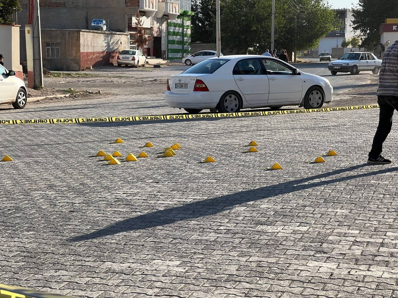 Yasak aşk yaşadığı adamı tüfekle öldürdü! Cesedin başında polisin gelmesini bekledi 2