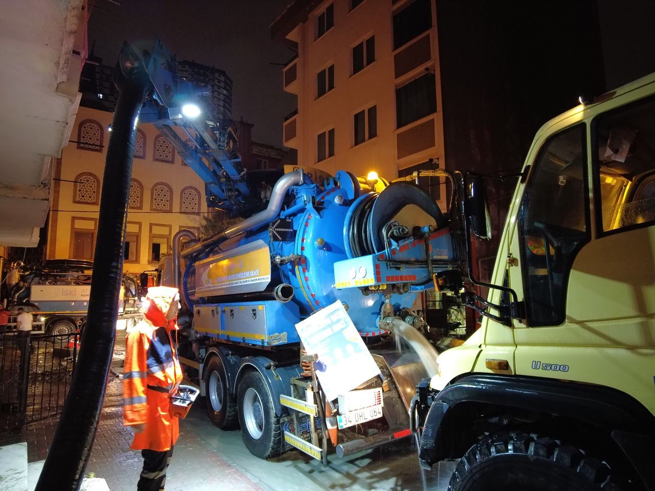Esenyurt'ta ağır bilanço! 134 konut, 15 iş yeri, 3 fabrika, 1 dernek binası ve 1 cami zarar gördü 15