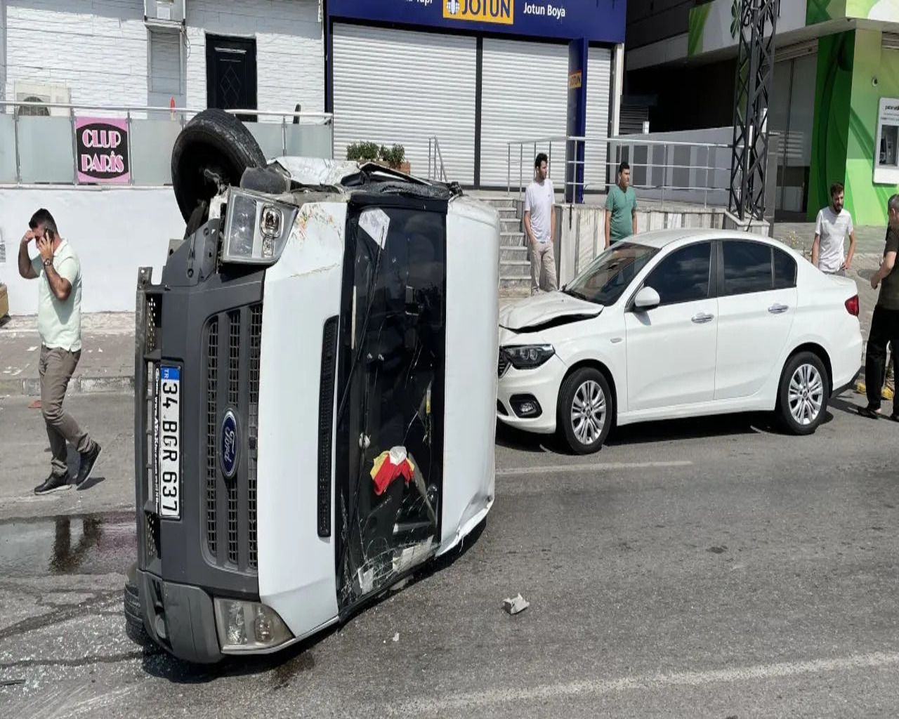 Kurban Bayramı'nın yollar kan gölüne döndü: Çok sayıda ölü ve yaralı var 7