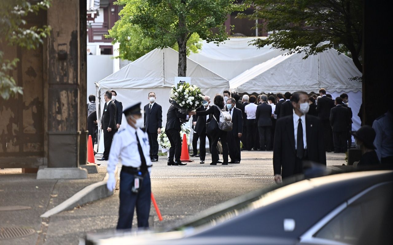 Suikasta uğrayan eski Japonya Başbakanı Abe Şinzo için cenaze töreni yapıldı 3
